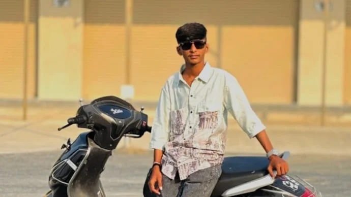 Gujarat couple arrested for murdering student over blackmail