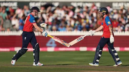 England crush India by 9 wickets to seal T20I series